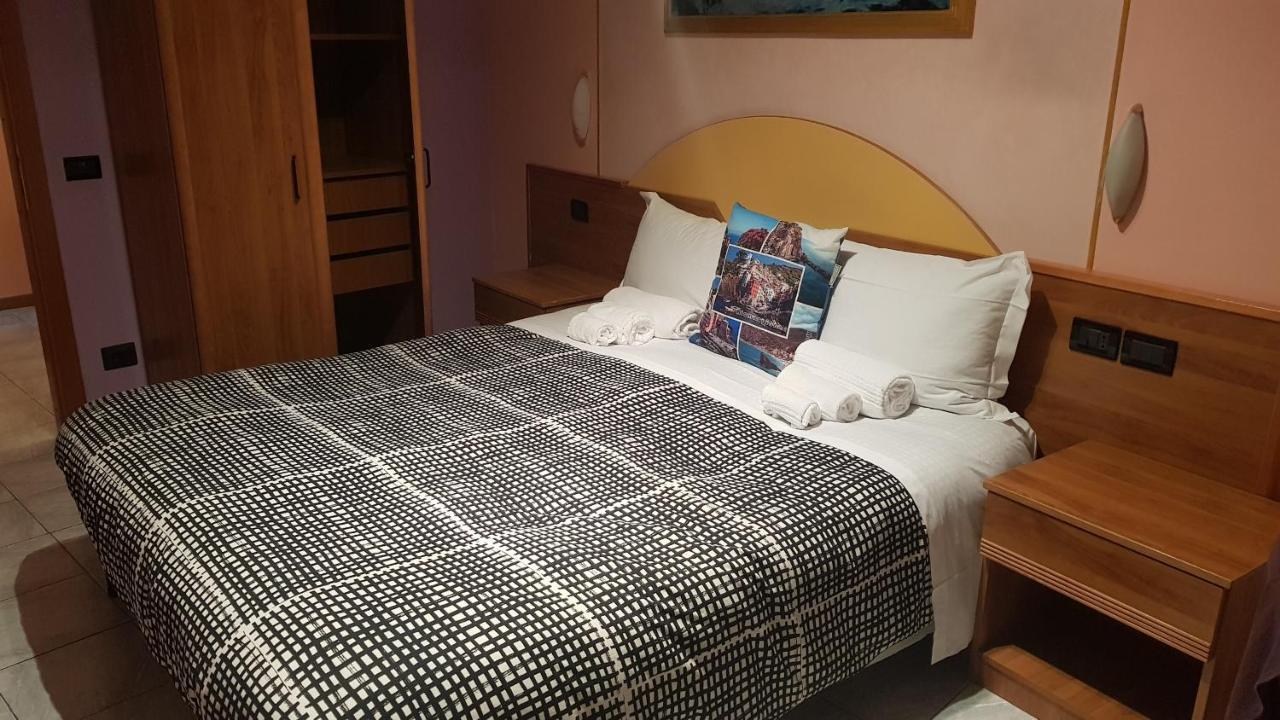 Locanda Dalla Compagnia Riomaggiore Exterior foto