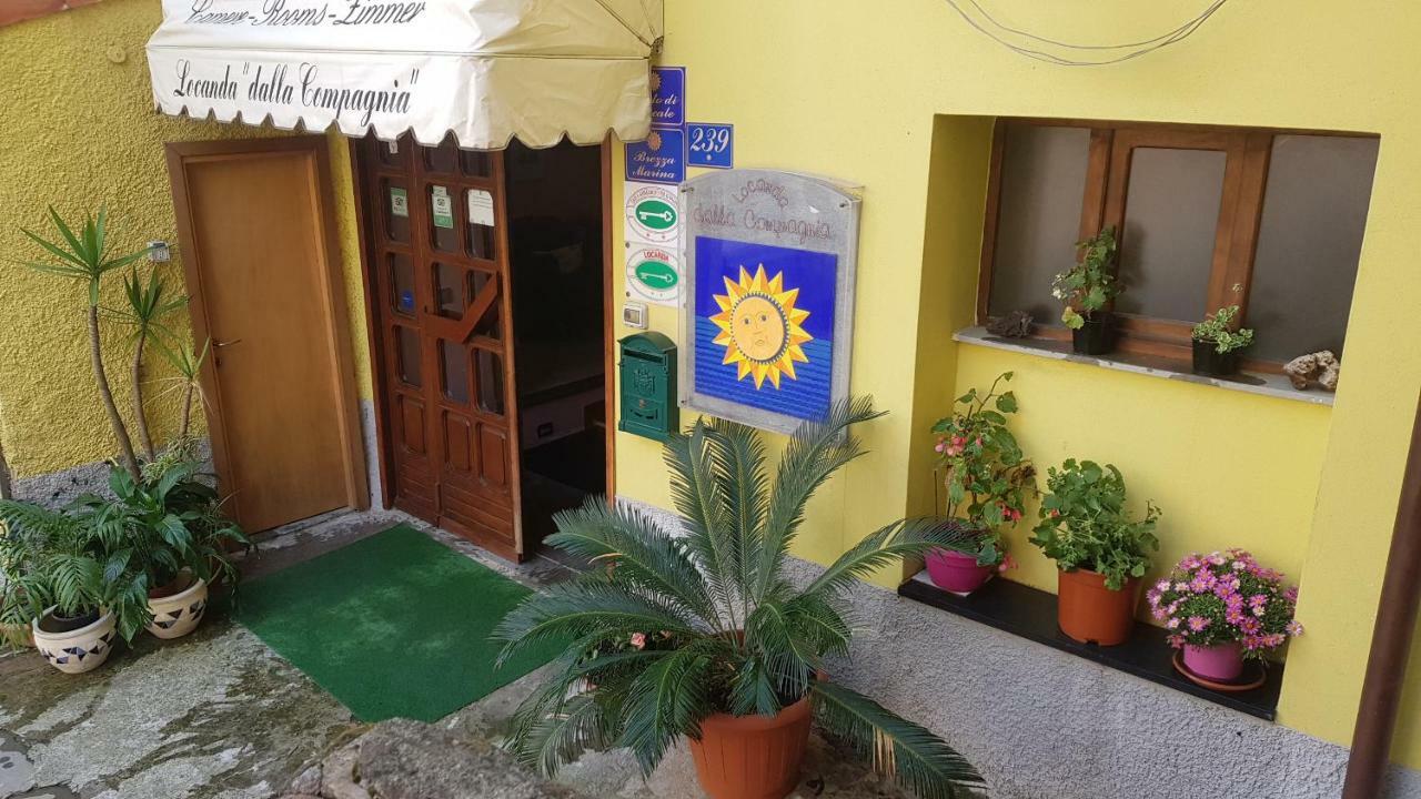 Locanda Dalla Compagnia Riomaggiore Exterior foto